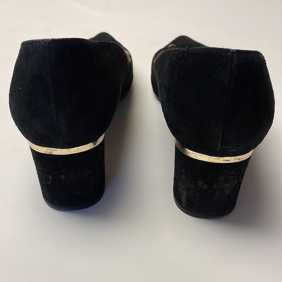 Kate Spade Suede Block Heel Black Pump. - Picture 3 of 11
